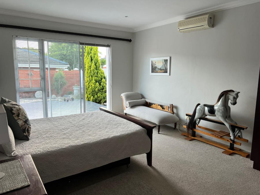 To Let 4 Bedroom Property for Rent in Walmer Eastern Cape